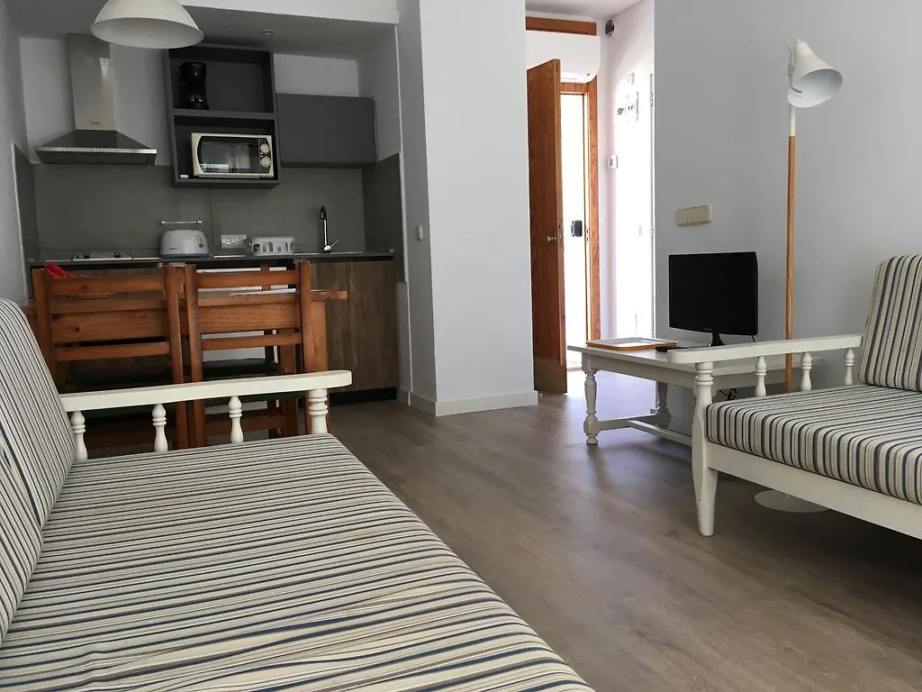 Ses Gavines-Cala Anguila Apartments 克里斯托港